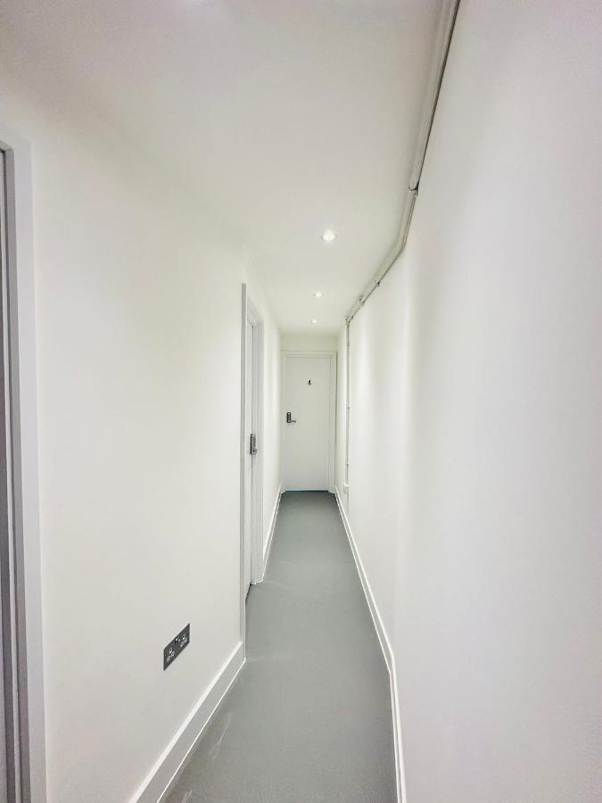 Marbel Aldgate Hotel Londra Exterior foto